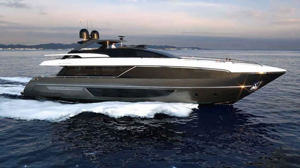 BoatPhoto.coverAlt