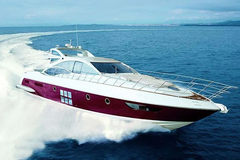 BoatPhoto.coverAlt