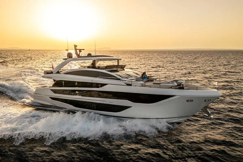 BoatPhoto.coverAlt
