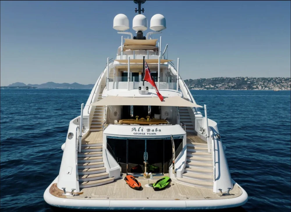 BoatPhoto.alt