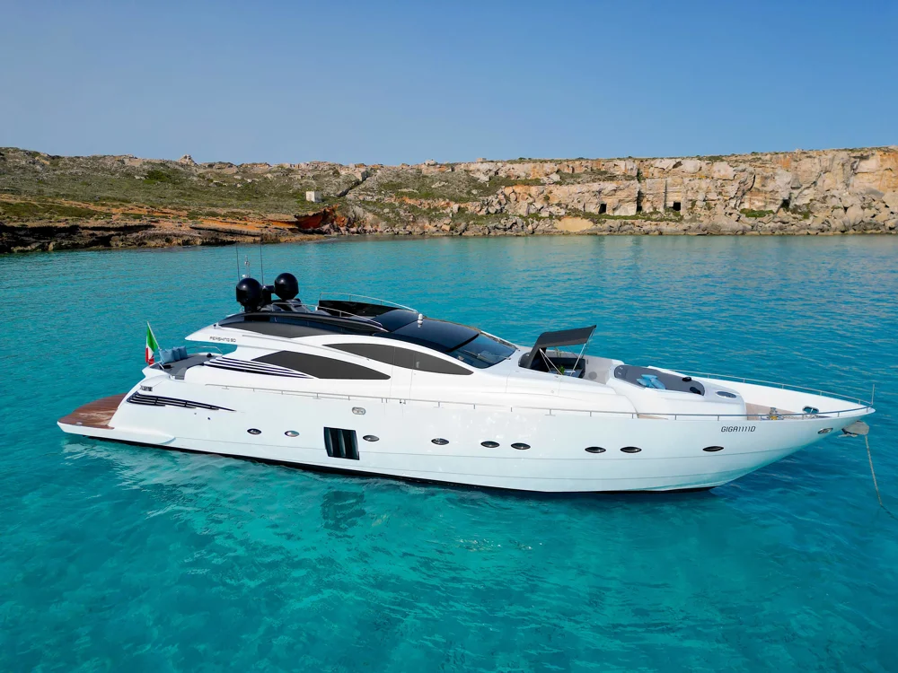 BoatPhoto.coverAlt