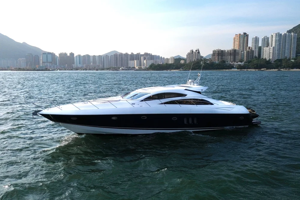 BoatPhoto.coverAlt
