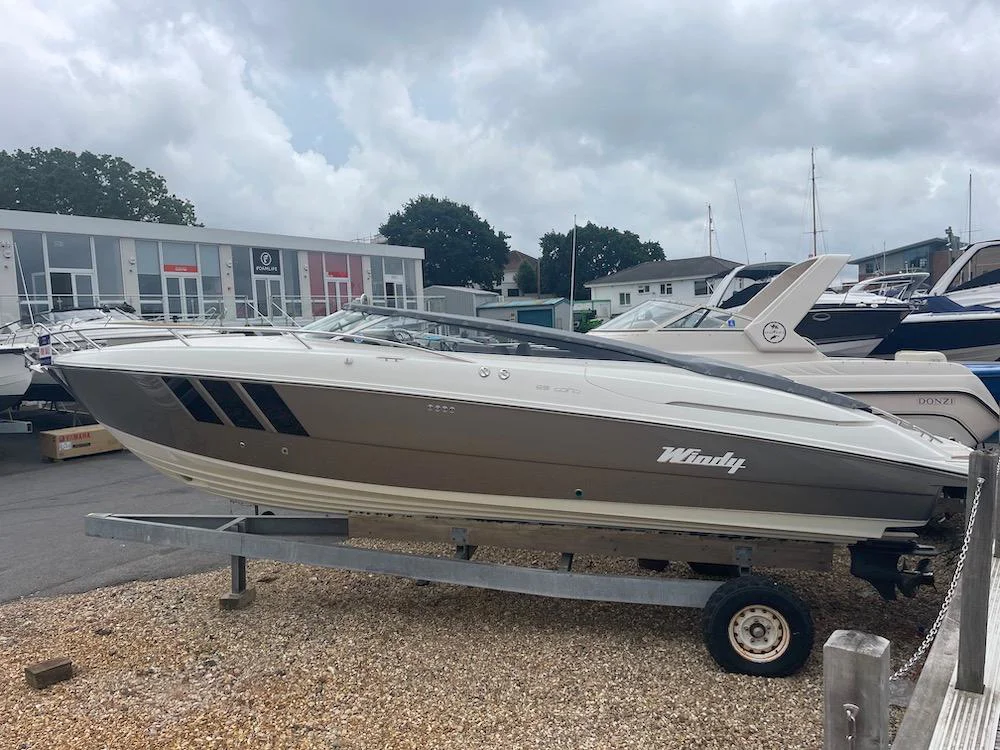 BoatPhoto.coverAlt
