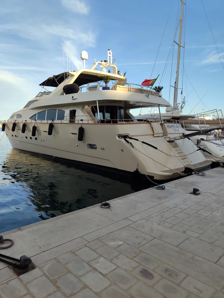 1999 Azimut 100 Jumbo for sale in Cannes, France