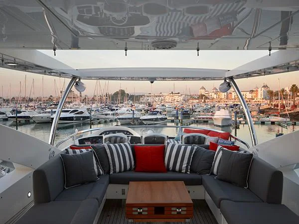 2011 SUNSEEKER 88 Yacht for sale in Vilamoura, Portugal, photo 5 of 5
