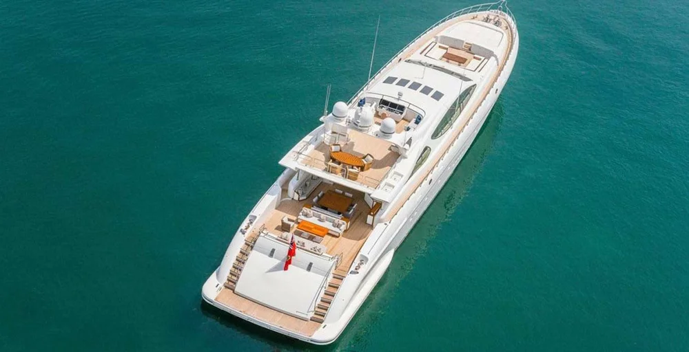 BoatPhoto.alt