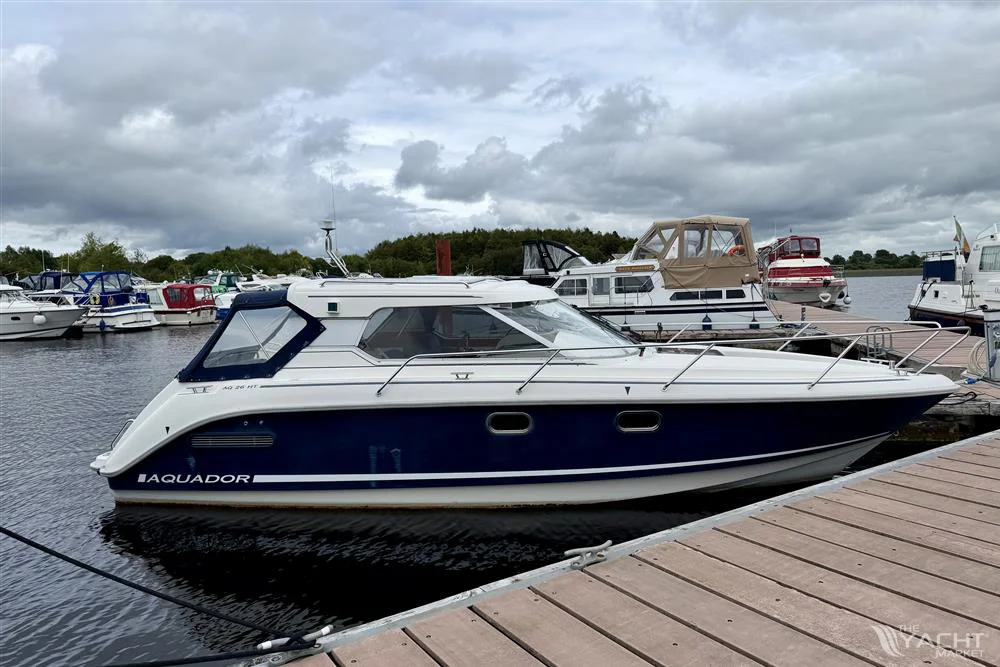 BoatPhoto.coverAlt