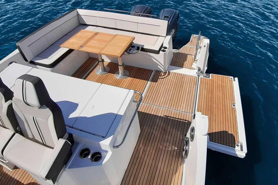 BoatPhoto.alt