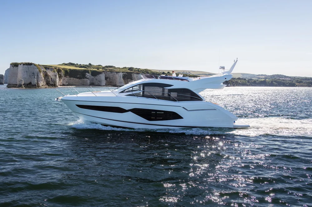 BoatPhoto.coverAlt