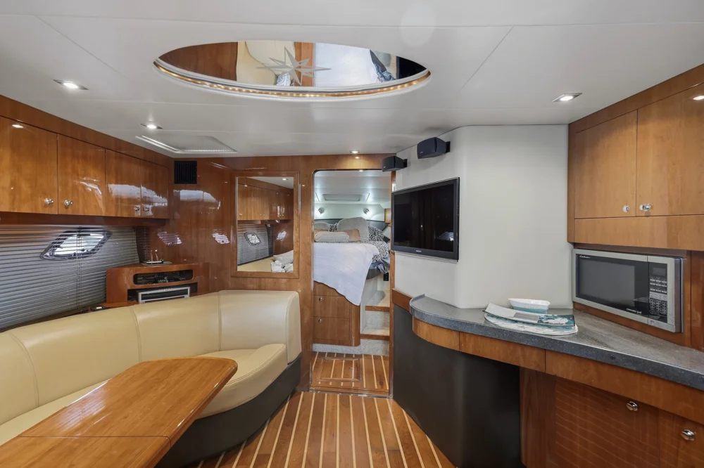 BoatPhoto.coverAlt