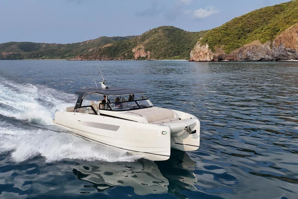 BoatPhoto.coverAlt