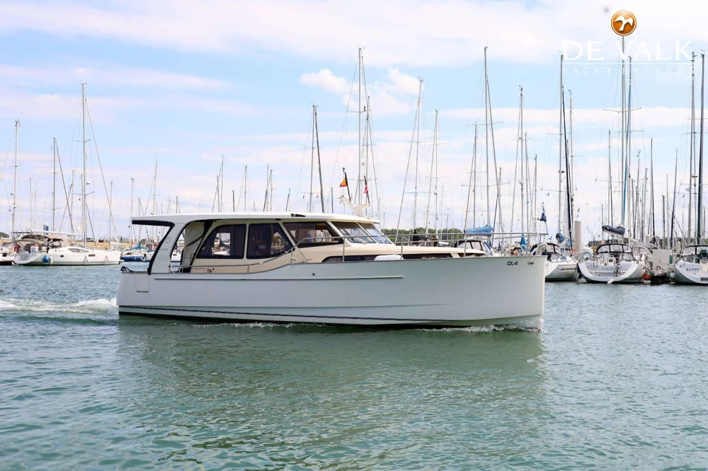 BoatPhoto.coverAlt