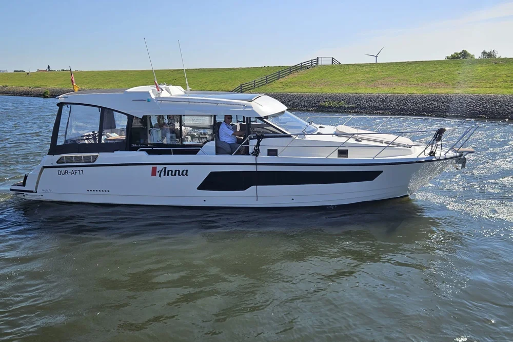 BoatPhoto.alt