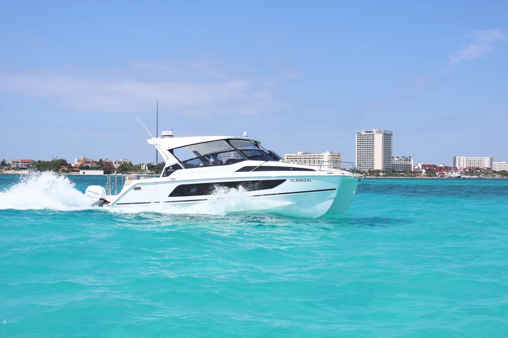 BoatPhoto.coverAlt