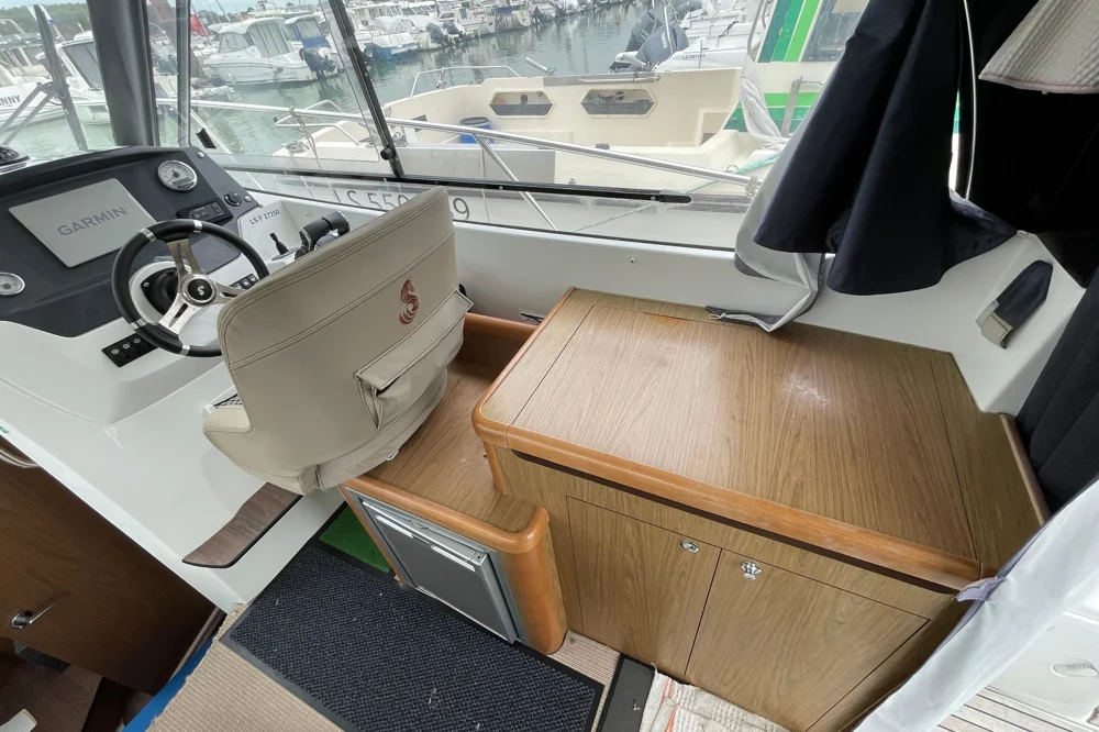 BoatPhoto.alt