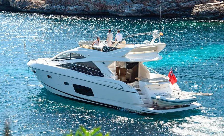 BoatPhoto.coverAlt