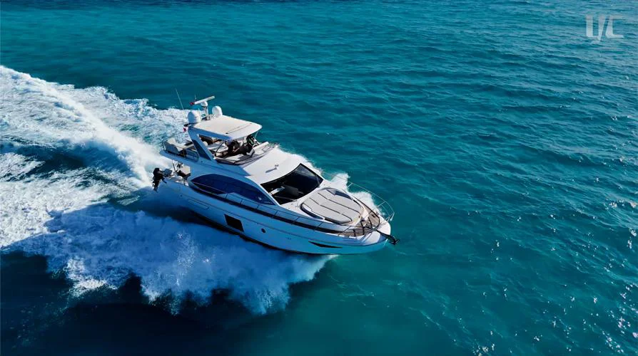 BoatPhoto.coverAlt