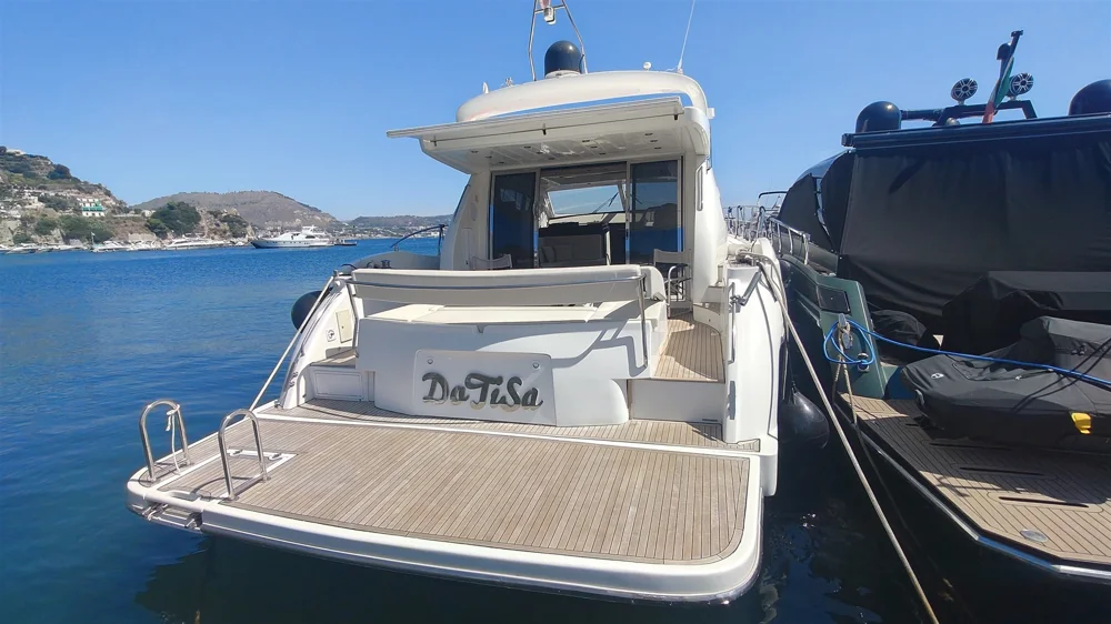 BoatPhoto.alt
