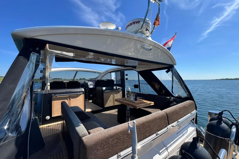 BoatPhoto.alt