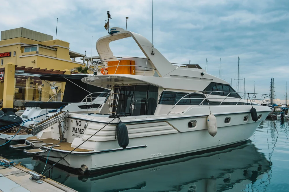 BoatPhoto.alt
