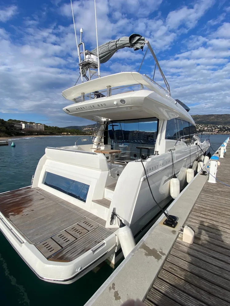 BoatPhoto.alt