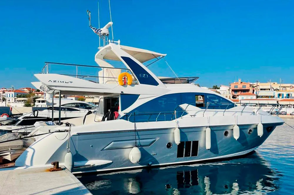 BoatPhoto.coverAlt