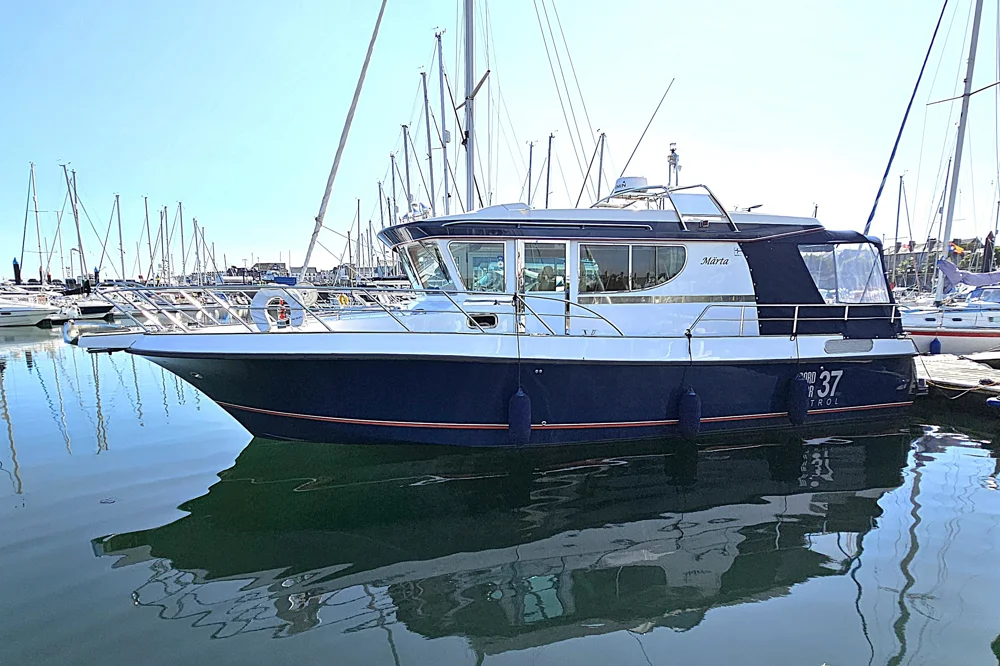 BoatPhoto.coverAlt