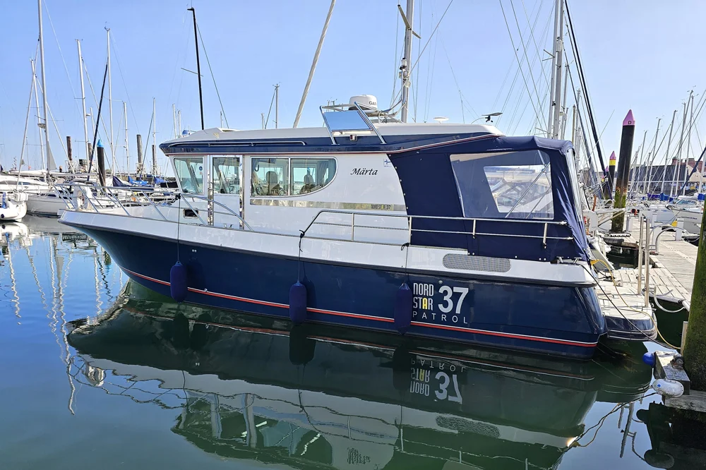 BoatPhoto.alt