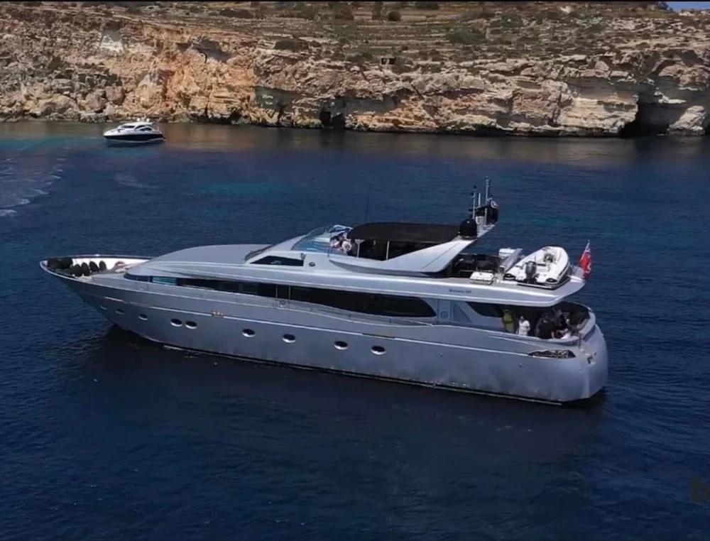 BoatPhoto.alt