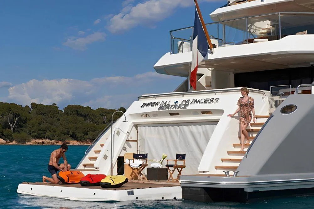 BoatPhoto.alt