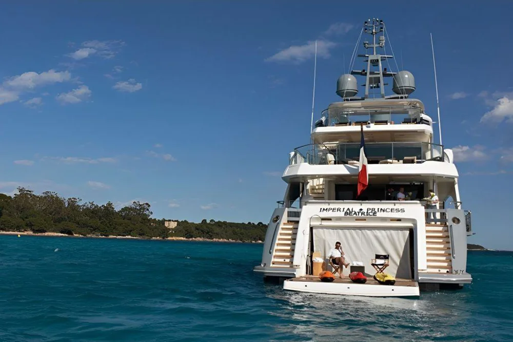 BoatPhoto.alt