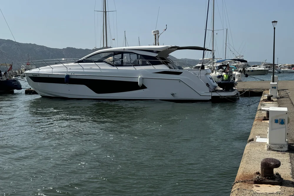 BoatPhoto.coverAlt