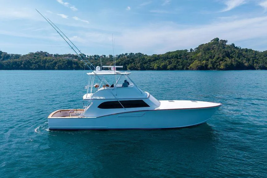 BoatPhoto.coverAlt
