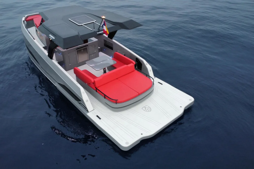 BoatPhoto.alt