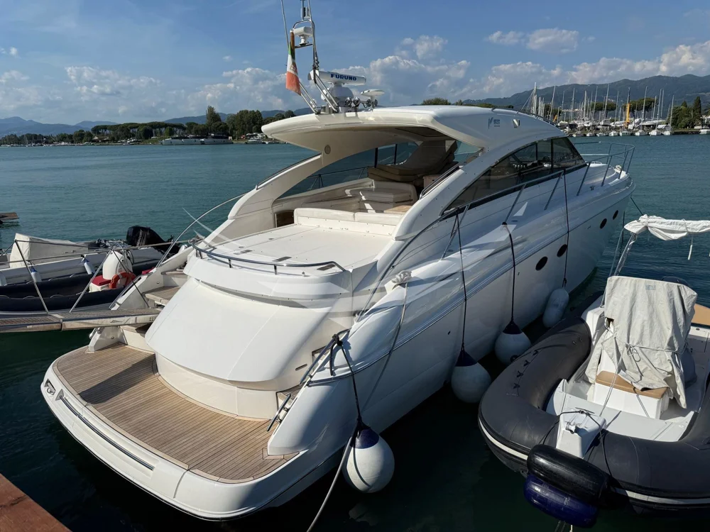 BoatPhoto.alt