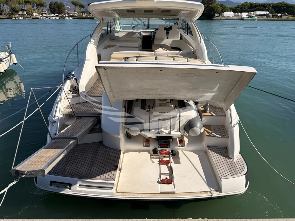 BoatPhoto.alt
