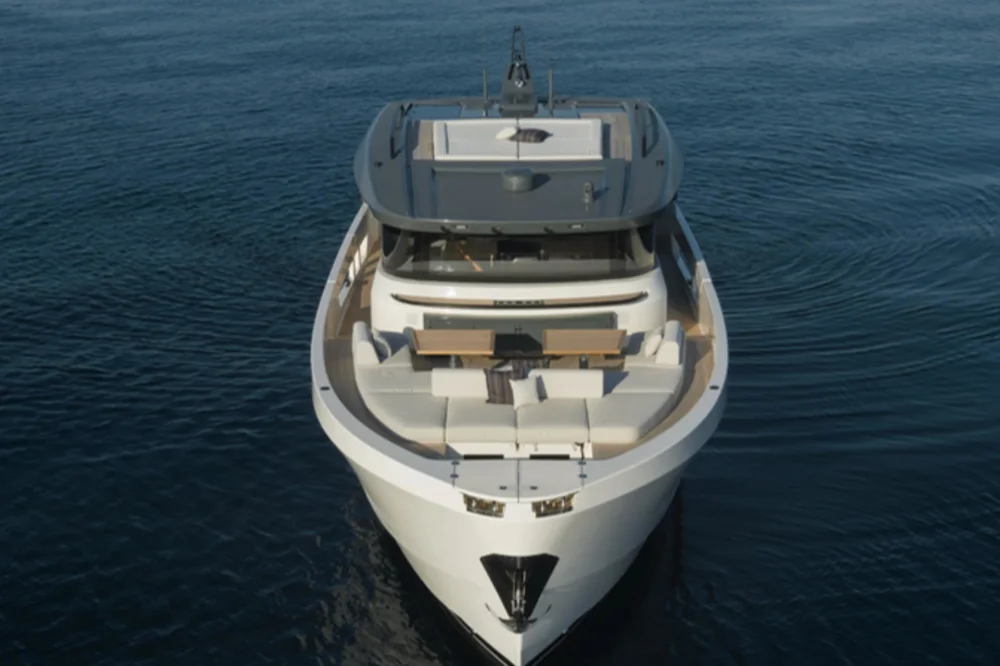 BoatPhoto.coverAlt