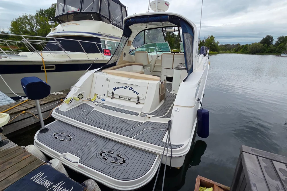 BoatPhoto.alt
