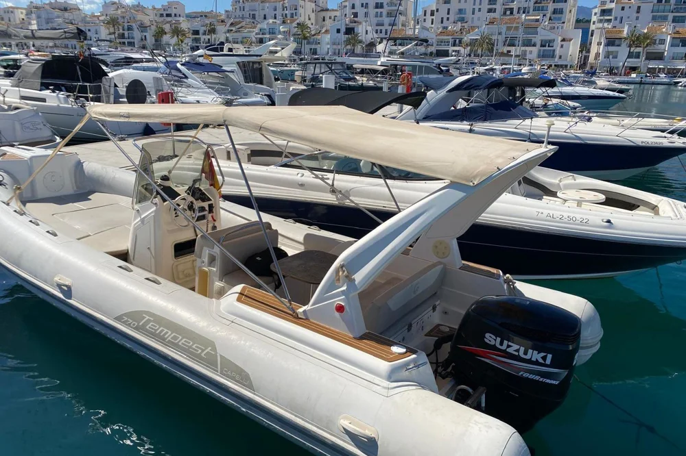 BoatPhoto.alt