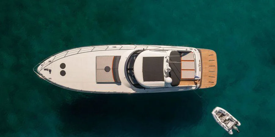 BoatPhoto.coverAlt