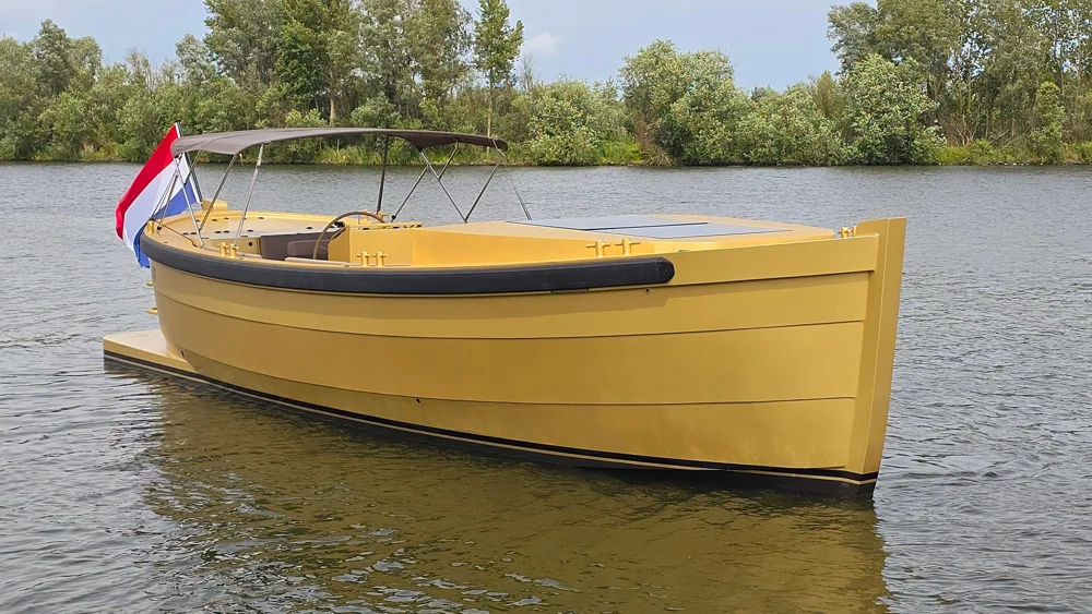 BoatPhoto.coverAlt