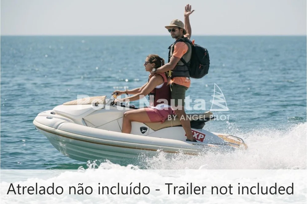 BoatPhoto.coverAlt