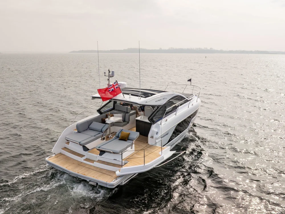 BoatPhoto.alt