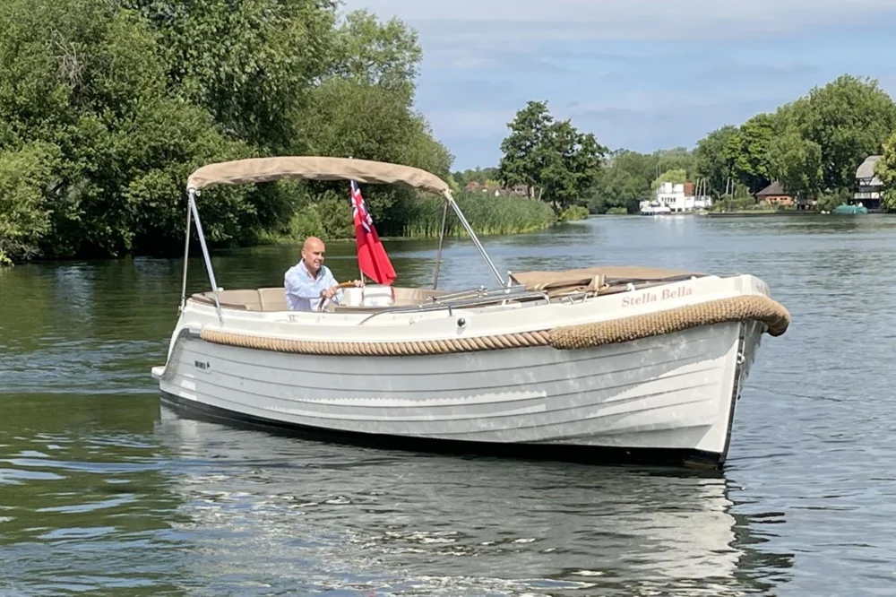 BoatPhoto.alt