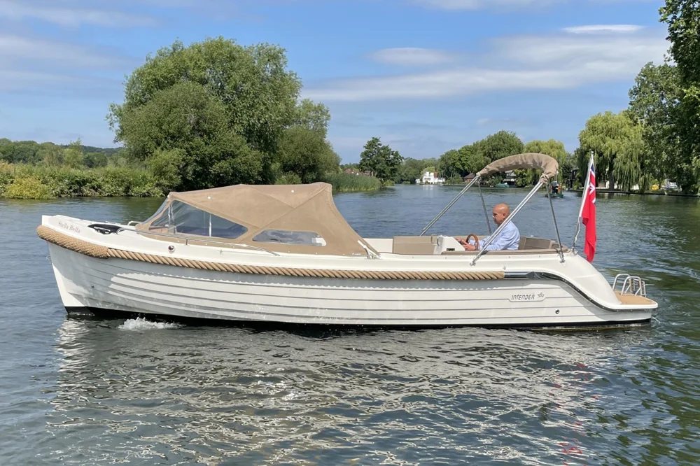 BoatPhoto.alt