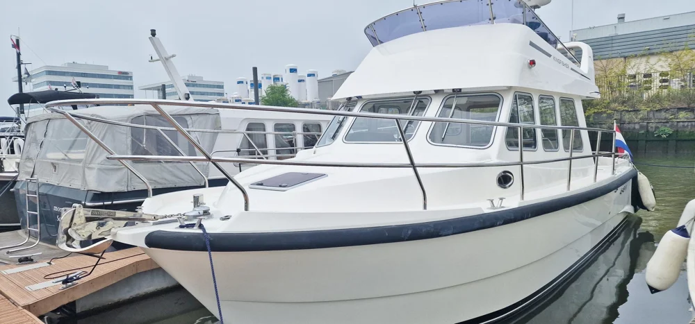 BoatPhoto.coverAlt