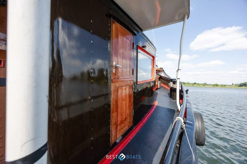 BoatPhoto.alt