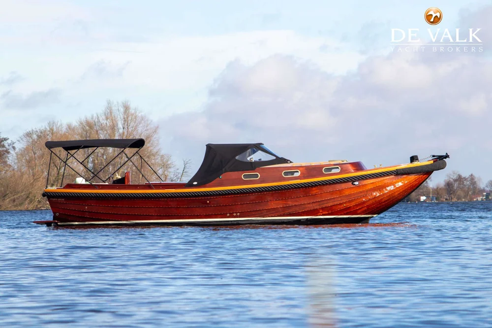 BoatPhoto.coverAlt