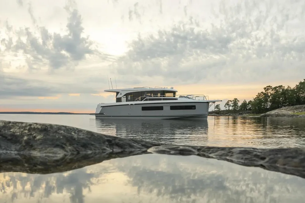 BoatPhoto.coverAlt