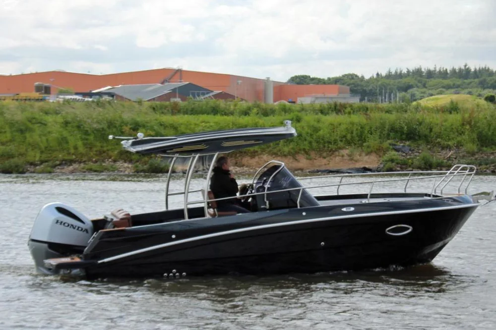 BoatPhoto.coverAlt